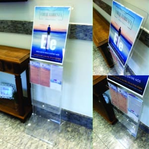 Expositor de Ch�o em Acr�lico
